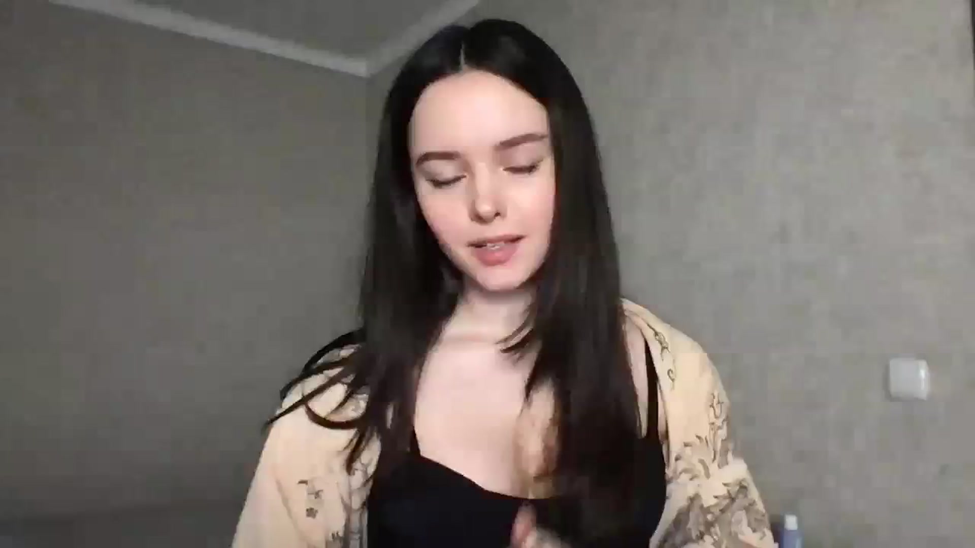 Gallery image thumbnail from TheGirl_'s myfreecams stream on, 02/19/2024, 01:30 image 1 of 20