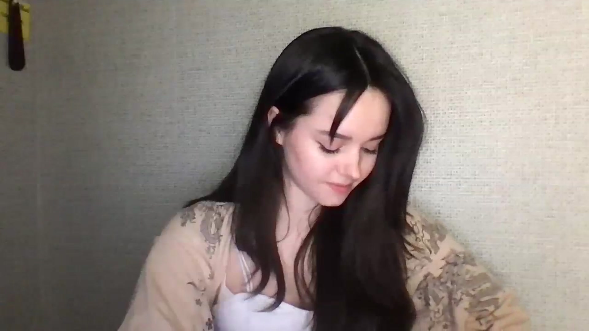 Gallery image thumbnail from TheGirl_'s myfreecams stream on, 03/15/2024, 01:58 image 15 of 20
