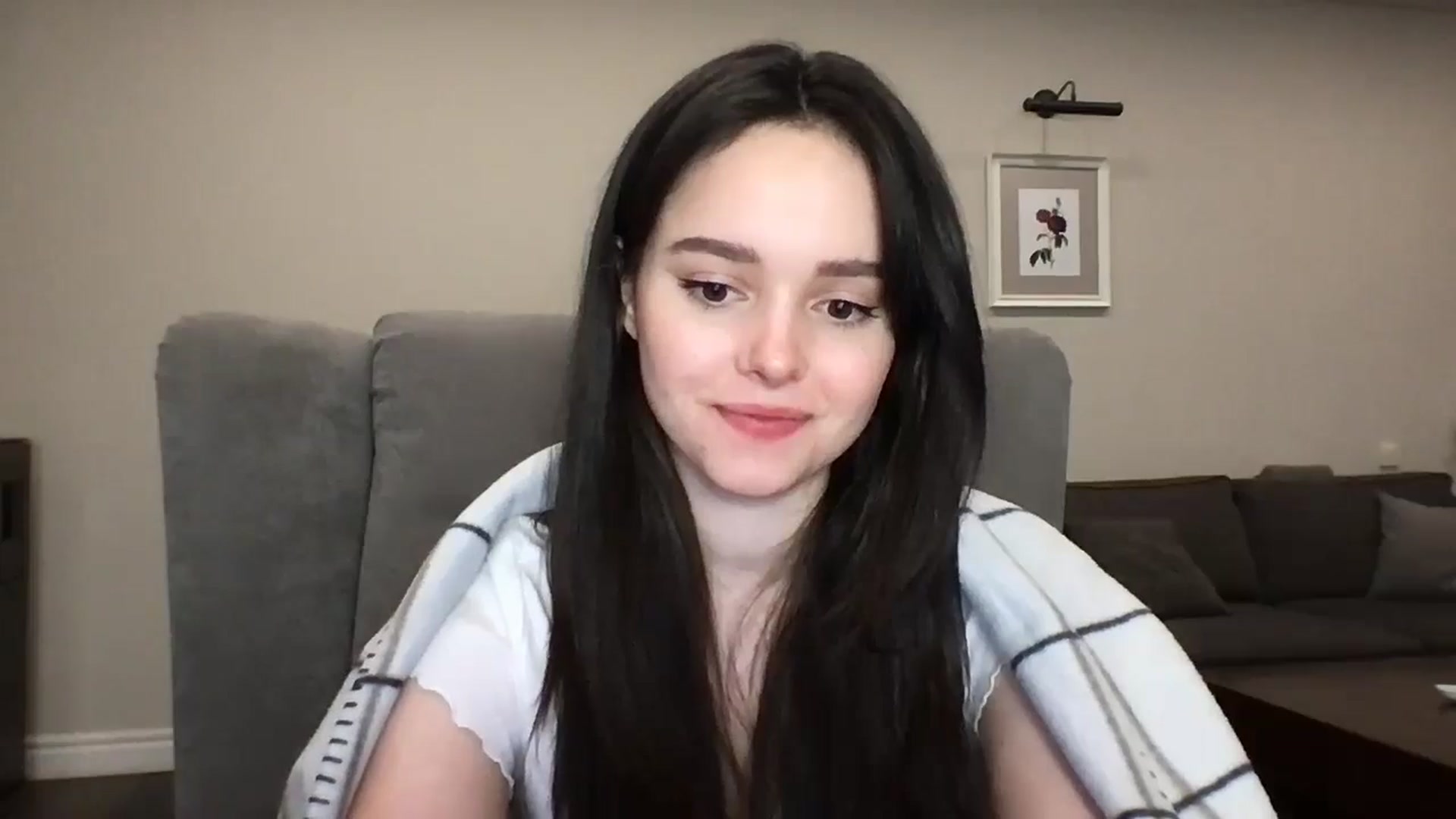Gallery image thumbnail from TheGirl_'s myfreecams stream on, 04/28/2024, 23:07 image 13 of 20