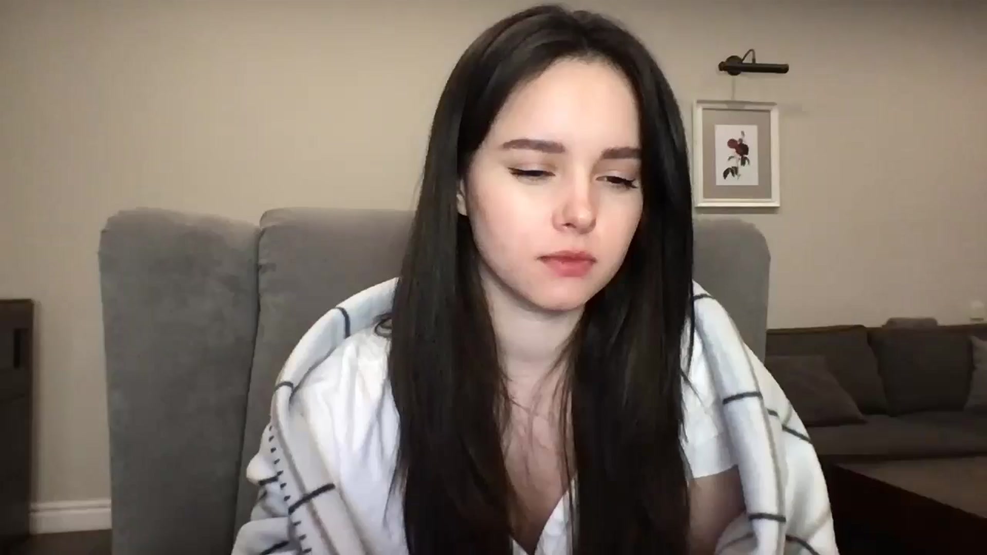 Gallery image thumbnail from TheGirl_'s myfreecams stream on, 04/28/2024, 23:07 image 17 of 20