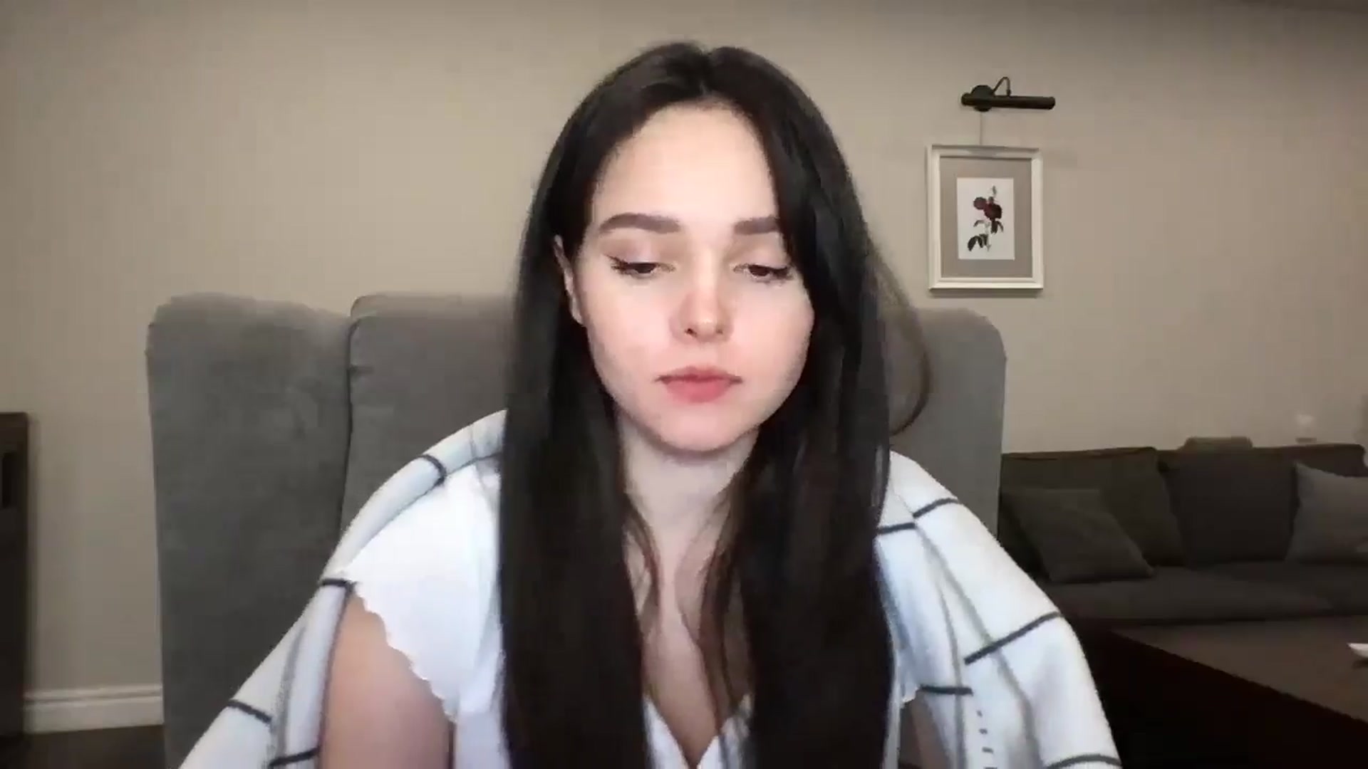 Gallery image thumbnail from TheGirl_'s myfreecams stream on, 04/28/2024, 23:07 image 8 of 20