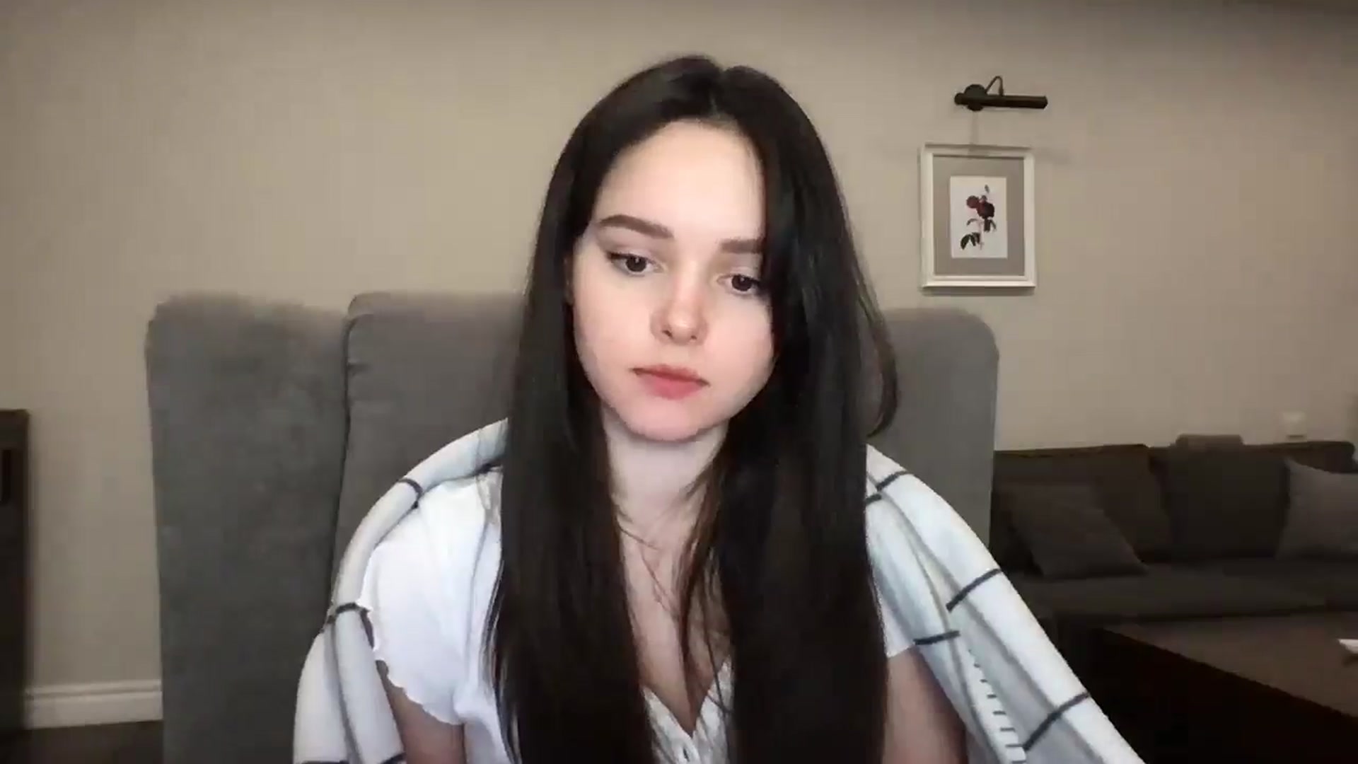 Gallery image thumbnail from TheGirl_'s myfreecams stream on, 04/28/2024, 23:07 image 9 of 20