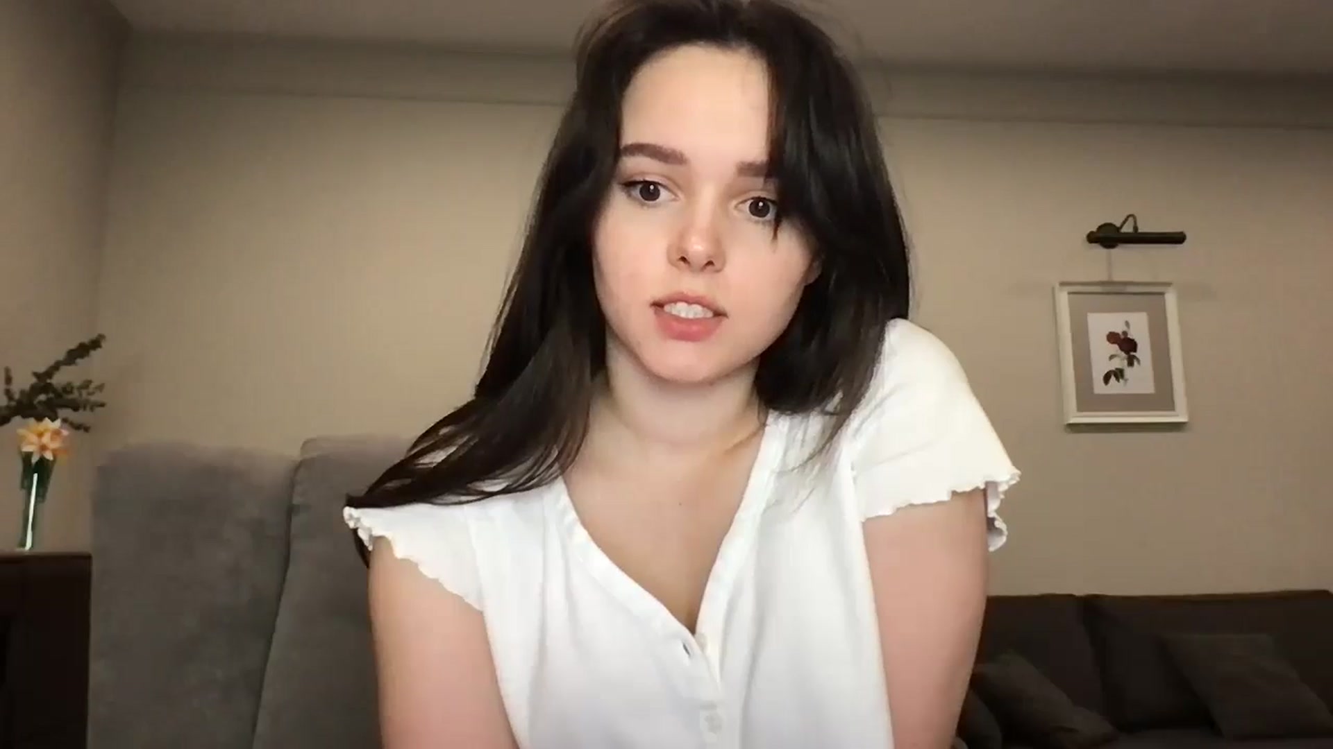 Gallery image thumbnail from TheGirl_'s myfreecams stream on, 04/28/2024, 23:41 image 4 of 20
