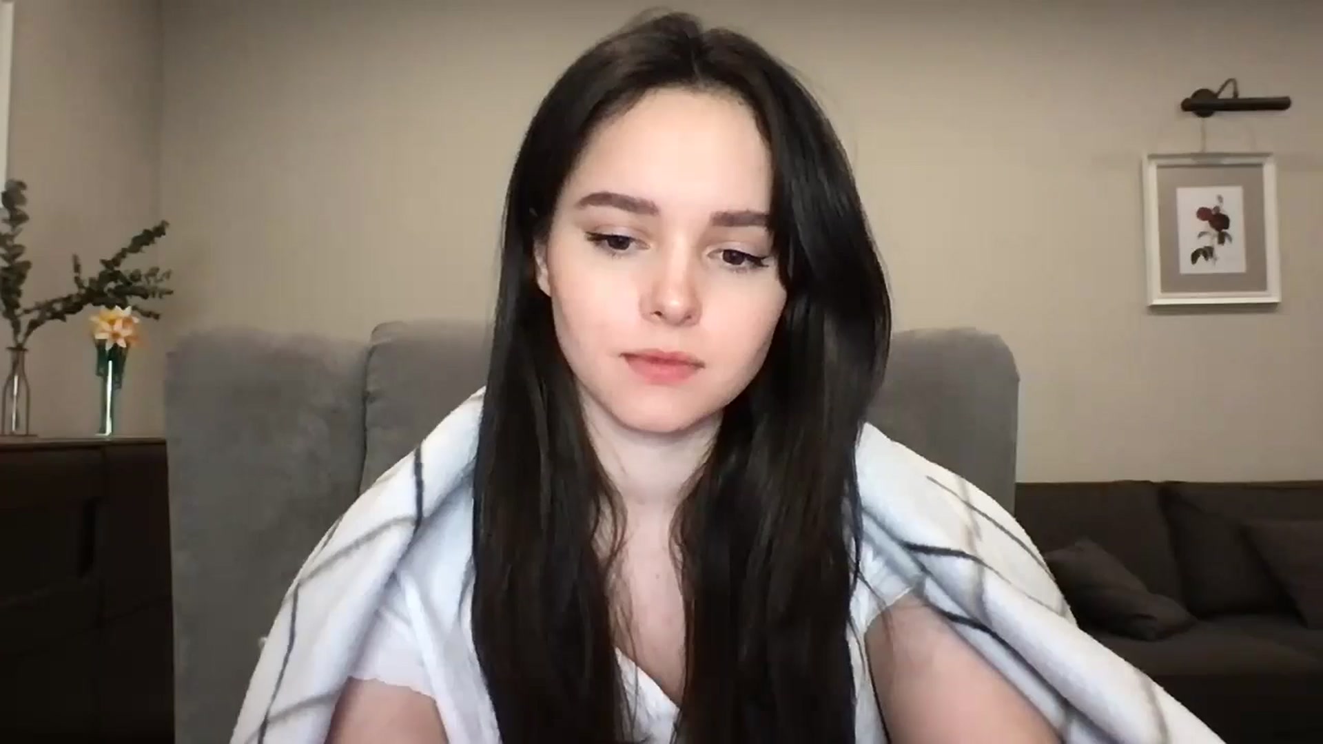 Gallery image thumbnail from TheGirl_'s myfreecams stream on, 04/28/2024, 23:41 image 15 of 20