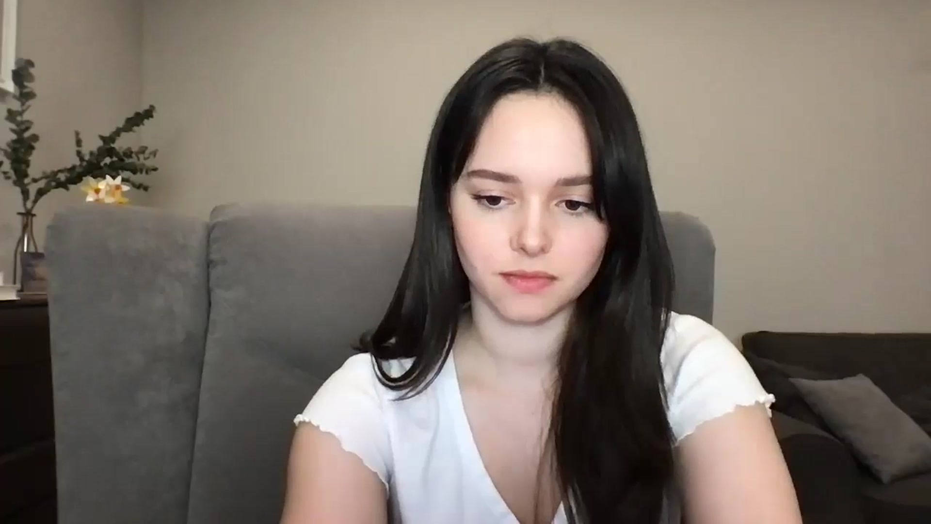 Gallery image thumbnail from TheGirl_'s myfreecams stream on, 05/02/2024, 23:51 image 16 of 20