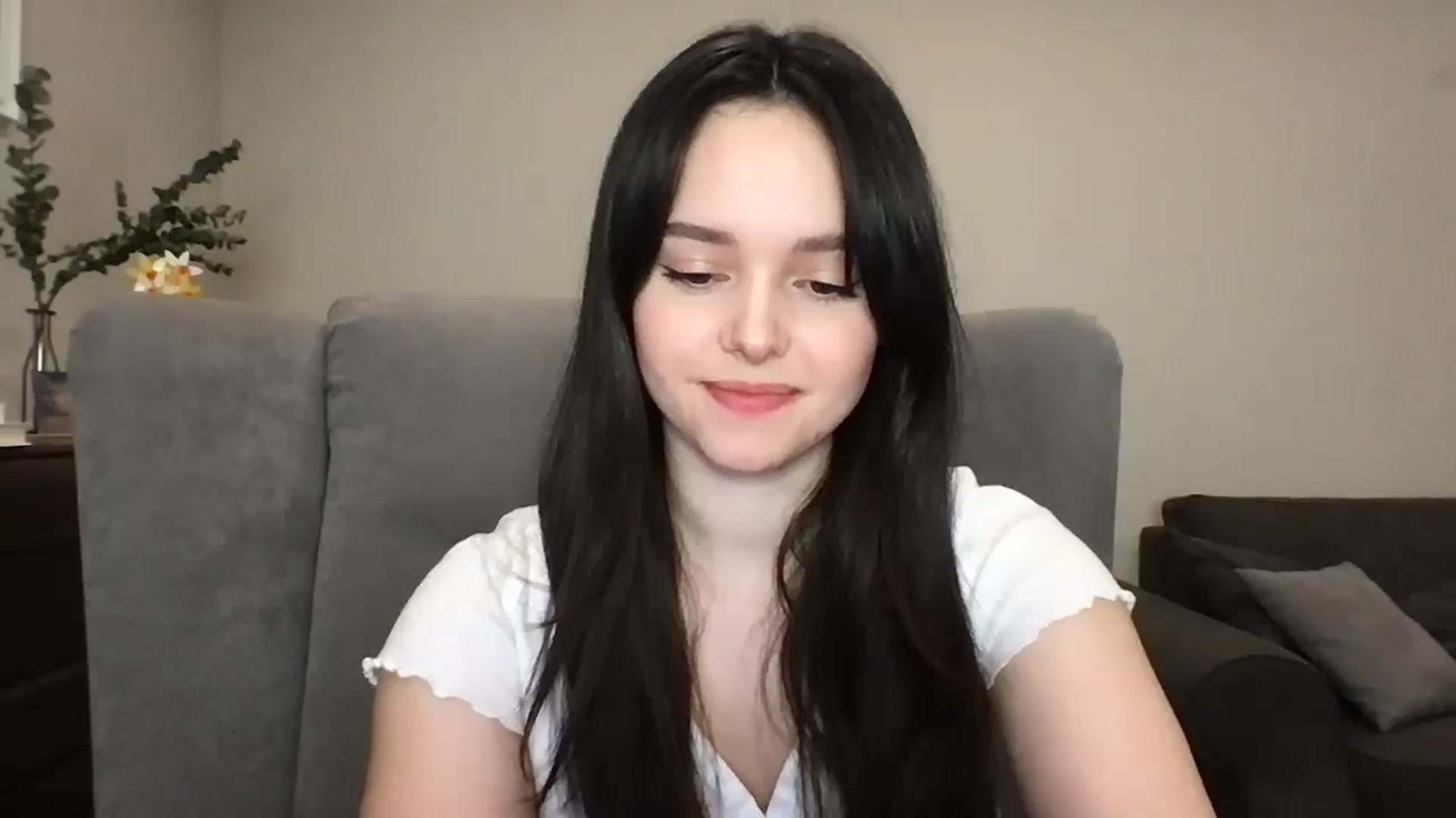 Gallery image thumbnail from TheGirl_'s myfreecams stream on, 05/02/2024, 23:51 image 7 of 20