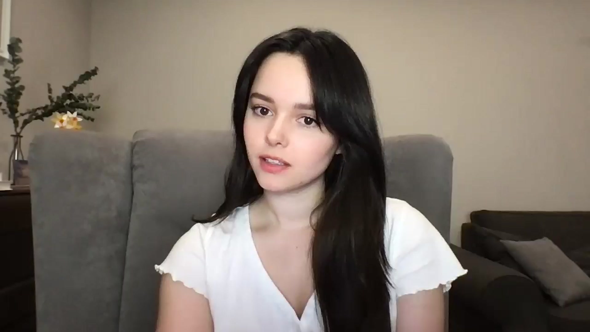 Gallery image thumbnail from TheGirl_'s myfreecams stream on, 05/02/2024, 23:51 image 17 of 20