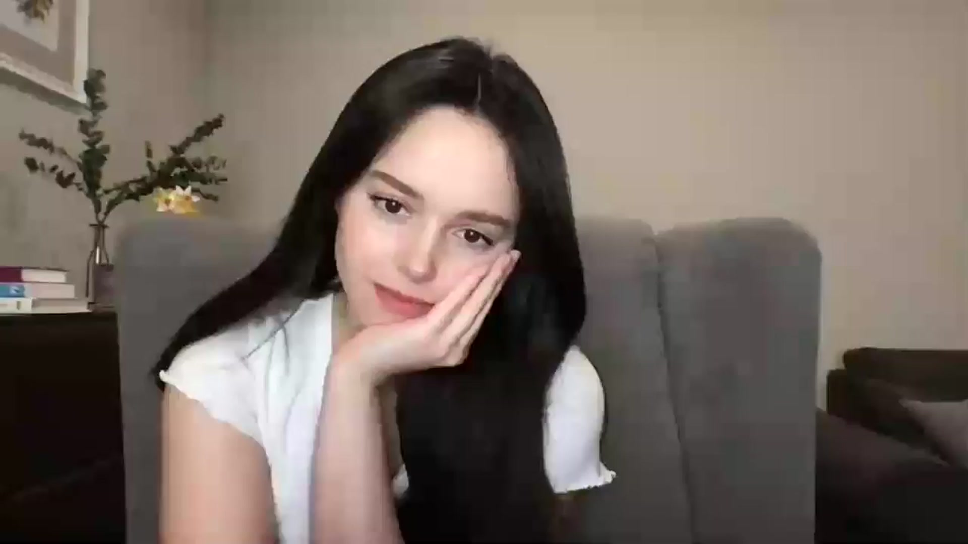 Gallery image thumbnail from TheGirl_'s myfreecams stream on, 05/02/2024, 23:51 image 19 of 20