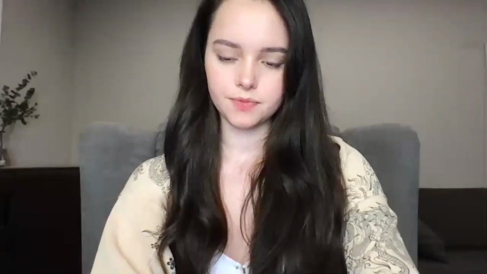 Gallery image thumbnail from TheGirl_'s myfreecams stream on, 05/26/2024, 22:08 image 14 of 20