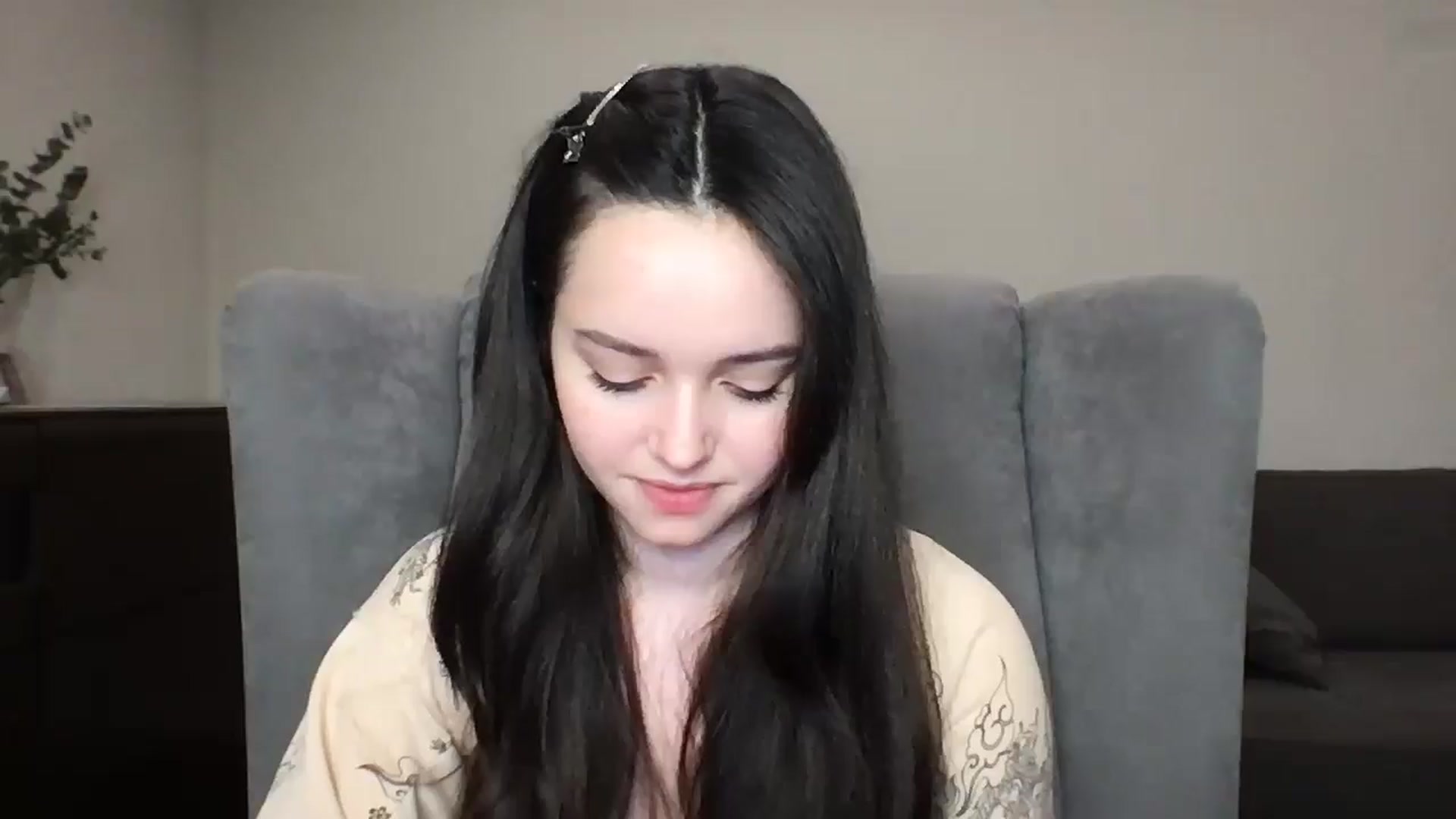 Gallery image thumbnail from TheGirl_'s myfreecams stream on, 05/26/2024, 22:08 image 10 of 20