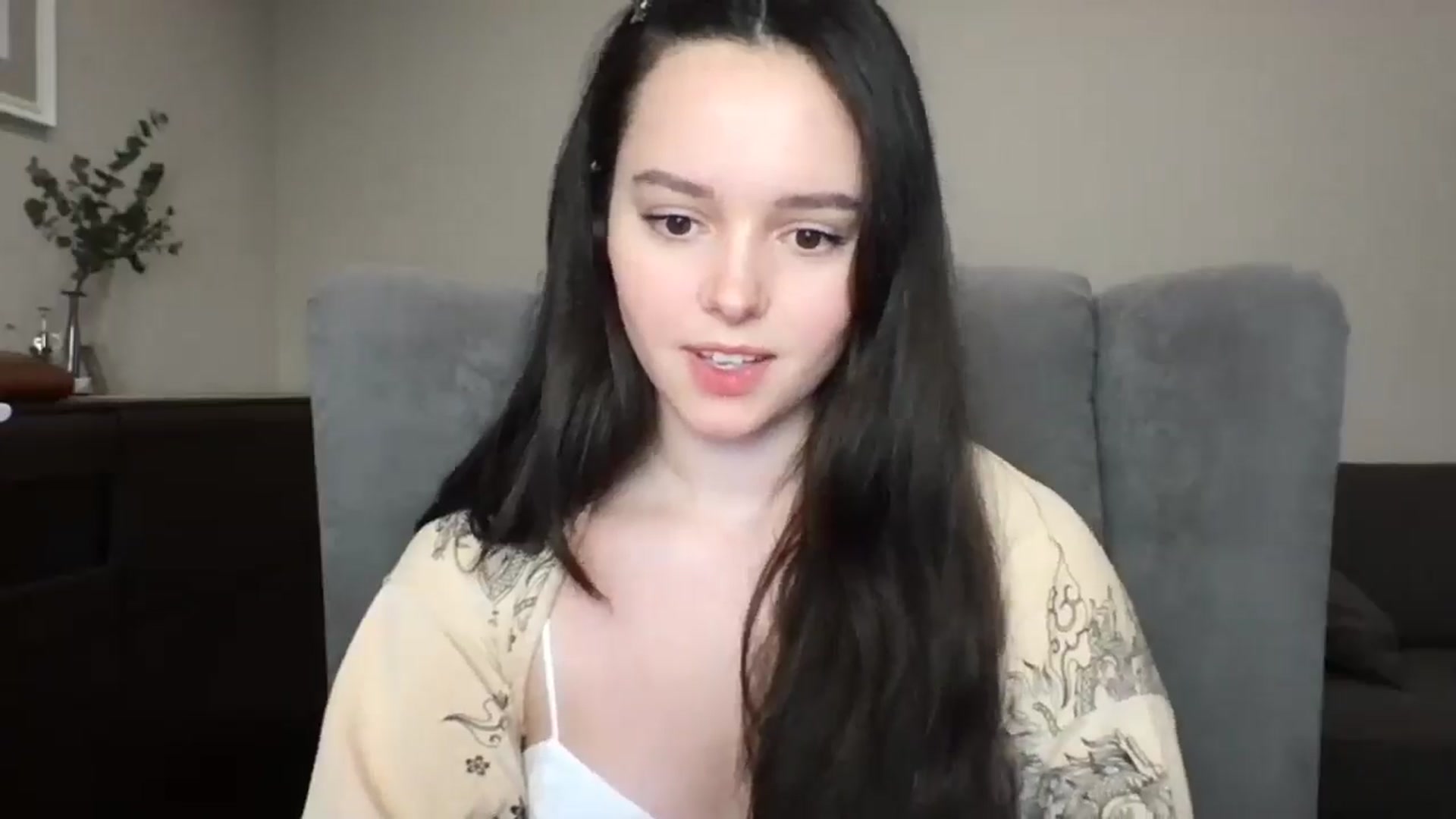 Gallery image thumbnail from TheGirl_'s myfreecams stream on, 05/26/2024, 22:08 image 3 of 20