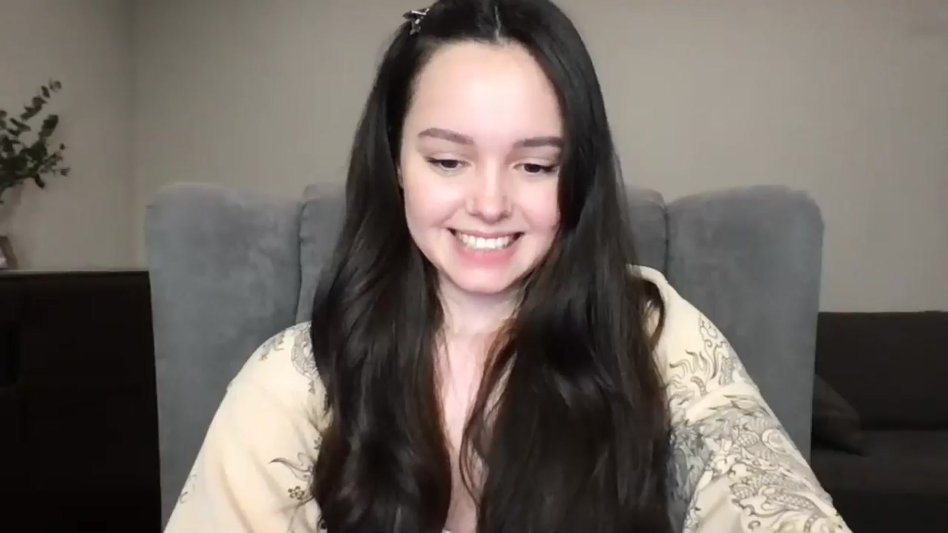Gallery image thumbnail from TheGirl_'s myfreecams stream on, 05/26/2024, 22:08 image 19 of 20