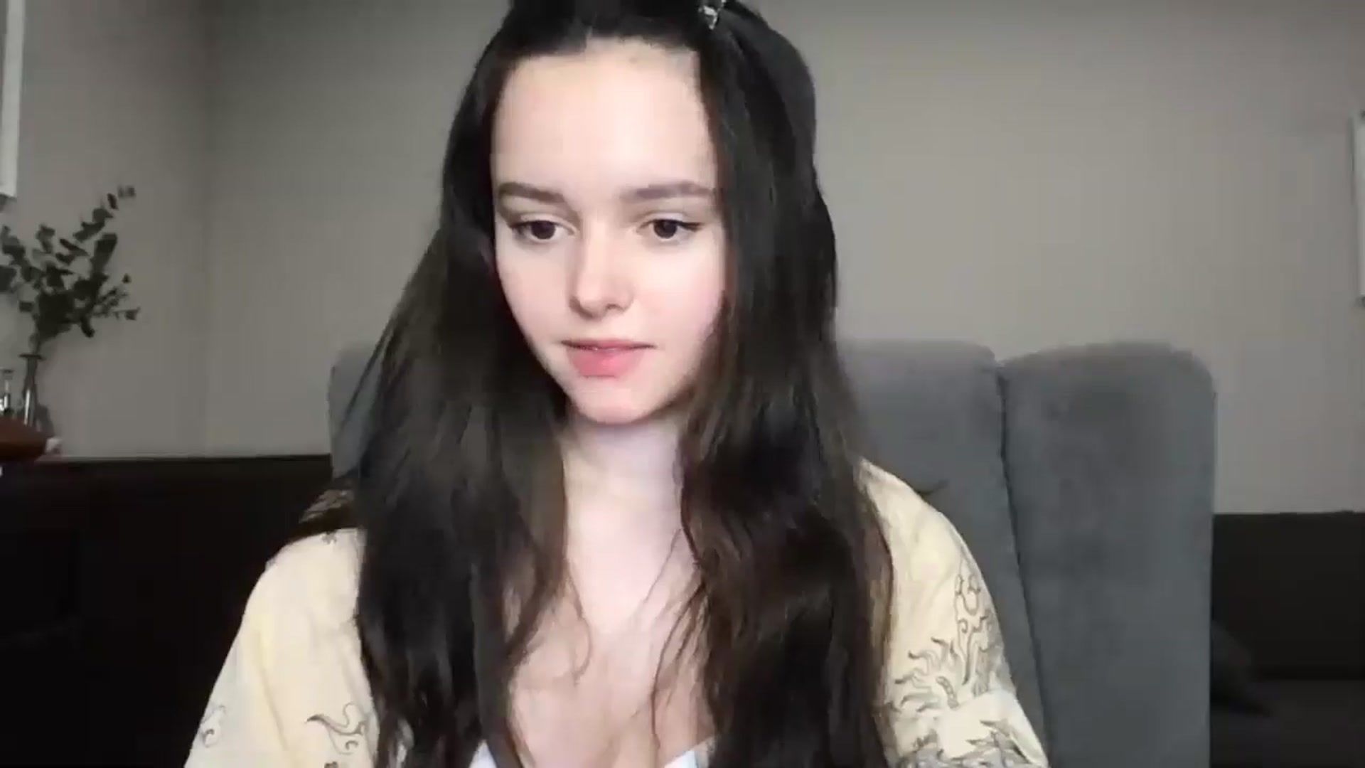 Gallery image thumbnail from TheGirl_'s myfreecams stream on, 05/26/2024, 23:18 image 10 of 20