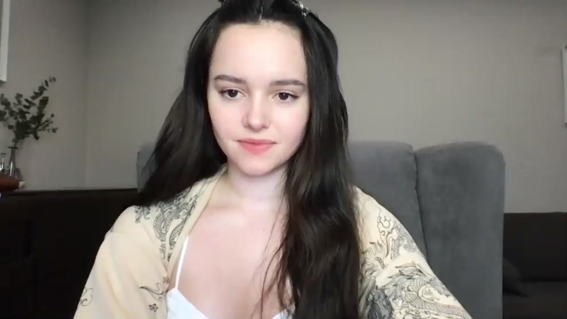 Gallery image thumbnail from TheGirl_'s myfreecams stream on, 05/26/2024, 23:18 image 11 of 20
