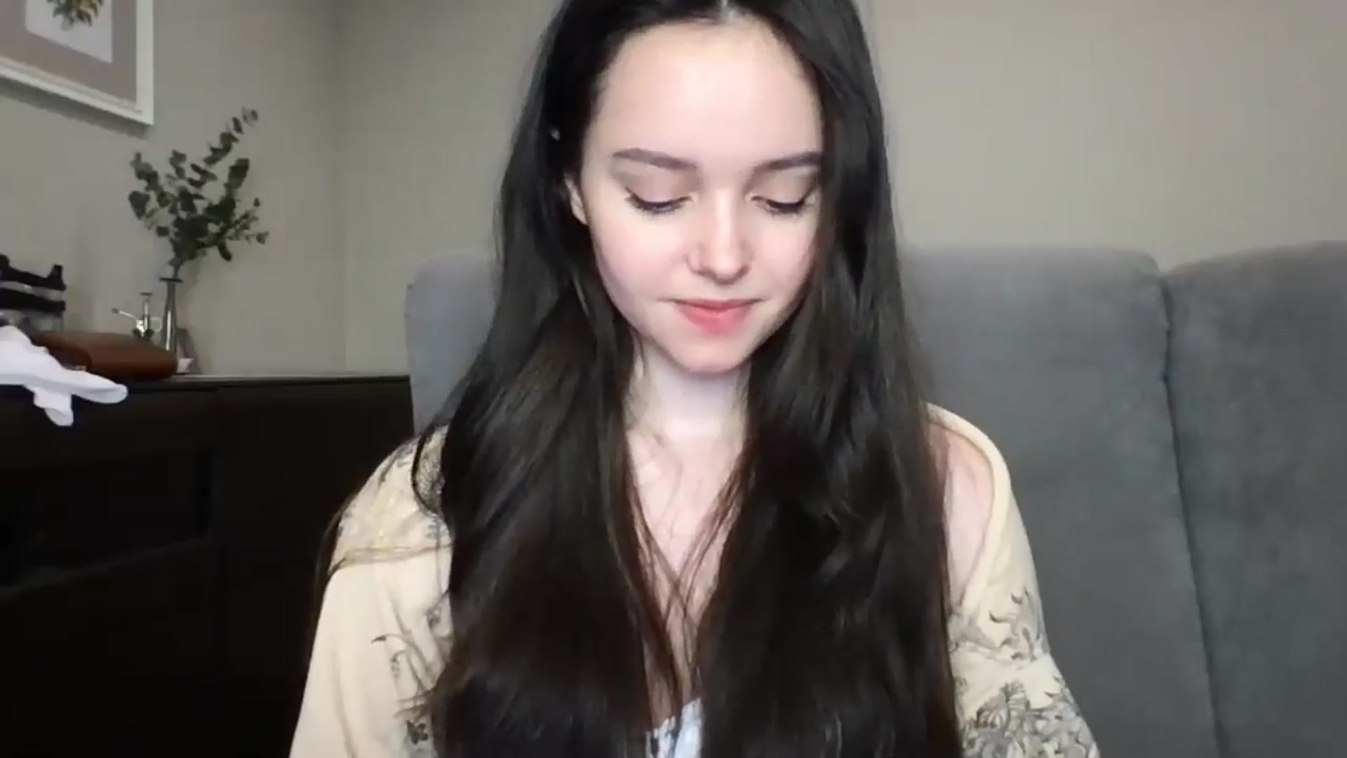 Gallery image thumbnail from TheGirl_'s myfreecams stream on, 05/26/2024, 23:39 image 2 of 20