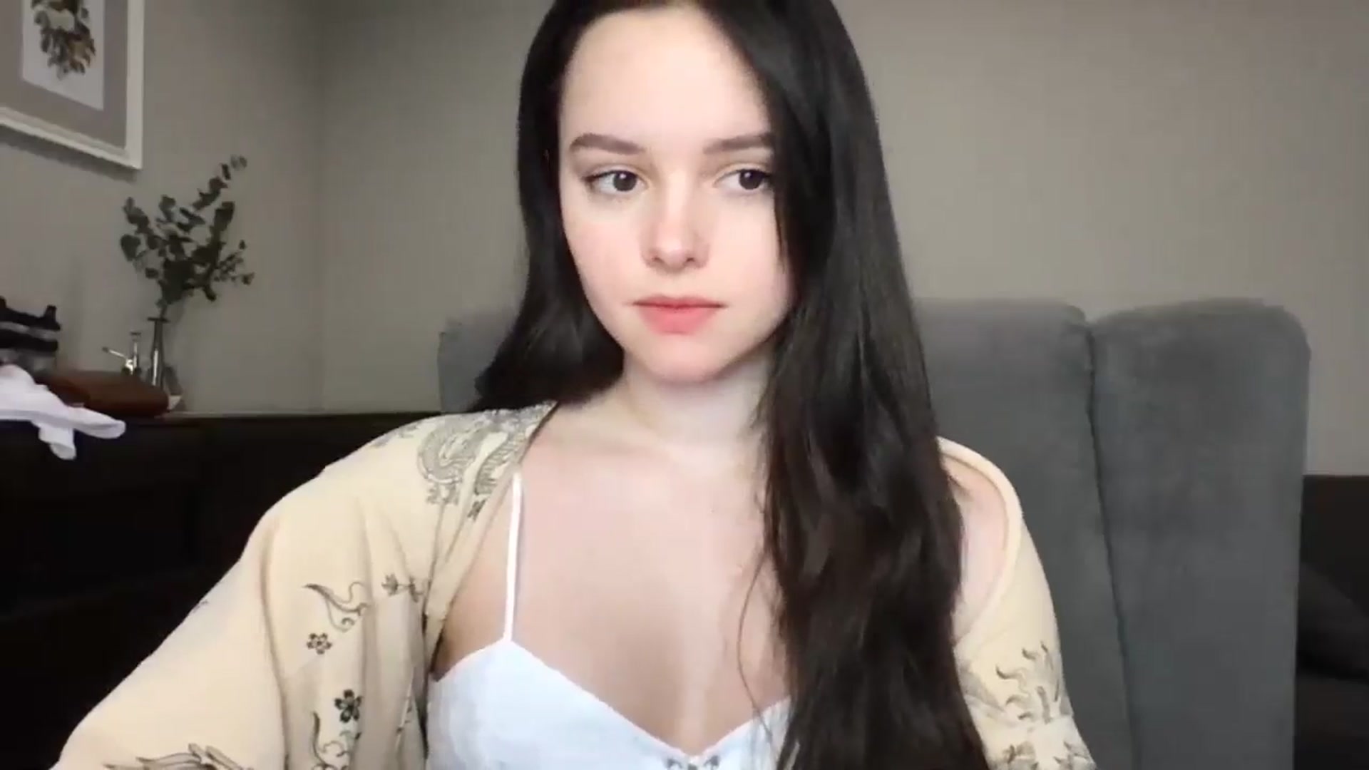 Gallery image thumbnail from TheGirl_'s myfreecams stream on, 05/27/2024, 02:02 image 4 of 20