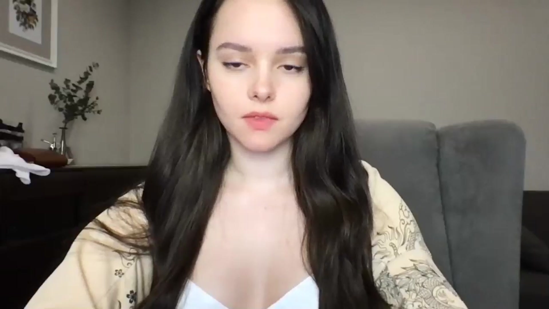 Gallery image thumbnail from TheGirl_'s myfreecams stream on, 05/27/2024, 02:02 image 2 of 20