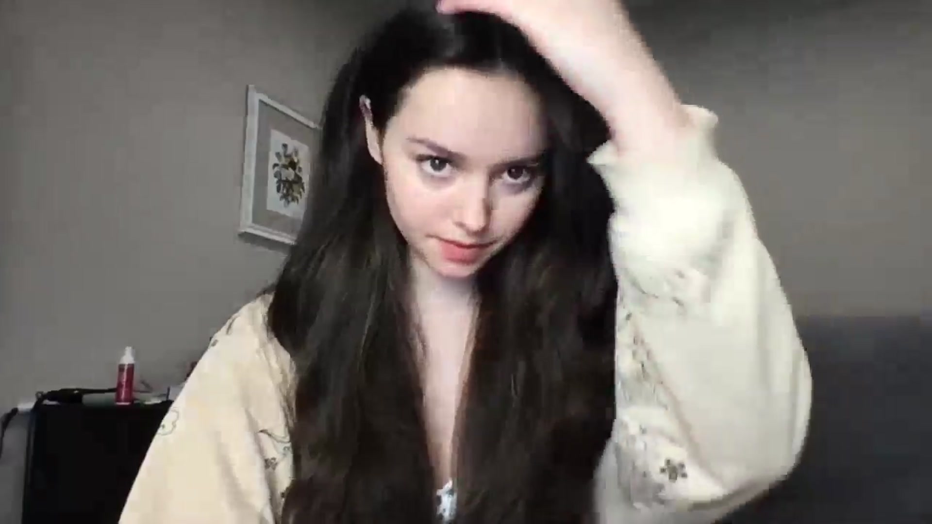 Gallery image thumbnail from TheGirl_'s myfreecams stream on, 05/27/2024, 02:02 image 11 of 20