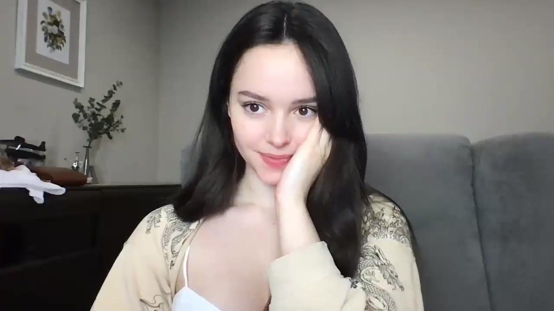 Gallery image thumbnail from TheGirl_'s myfreecams stream on, 05/27/2024, 02:18 image 11 of 20