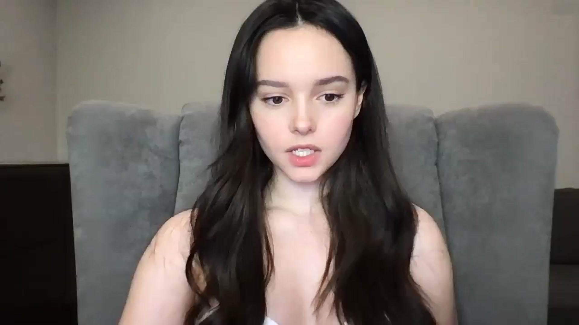 Gallery image thumbnail from TheGirl_'s myfreecams stream on, 05/29/2024, 01:18 image 1 of 20