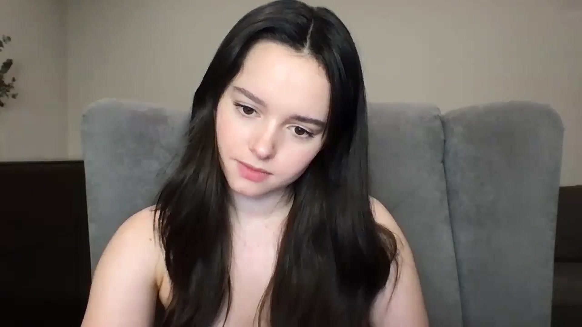 Gallery image thumbnail from TheGirl_'s myfreecams stream on, 05/29/2024, 01:18 image 13 of 20