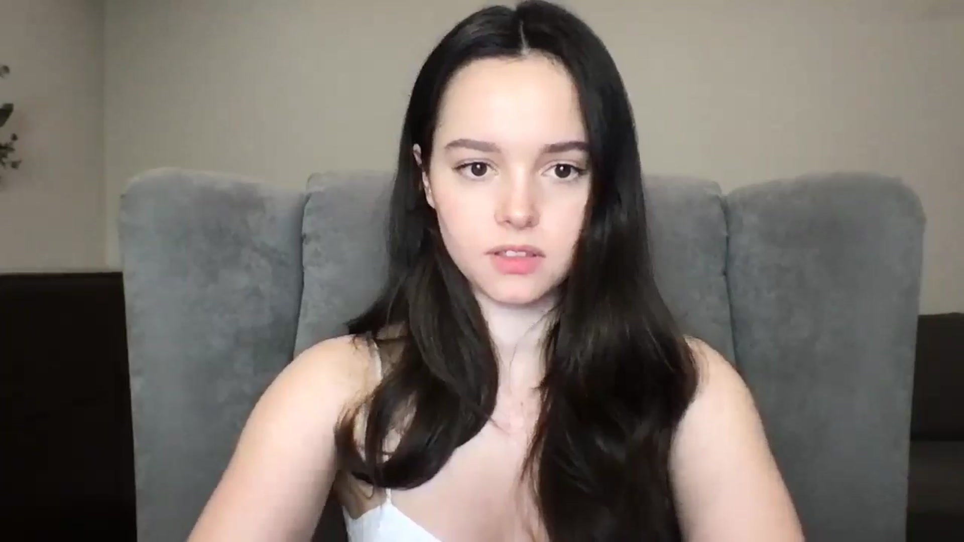 Gallery image thumbnail from TheGirl_'s myfreecams stream on, 05/29/2024, 02:12 image 14 of 20