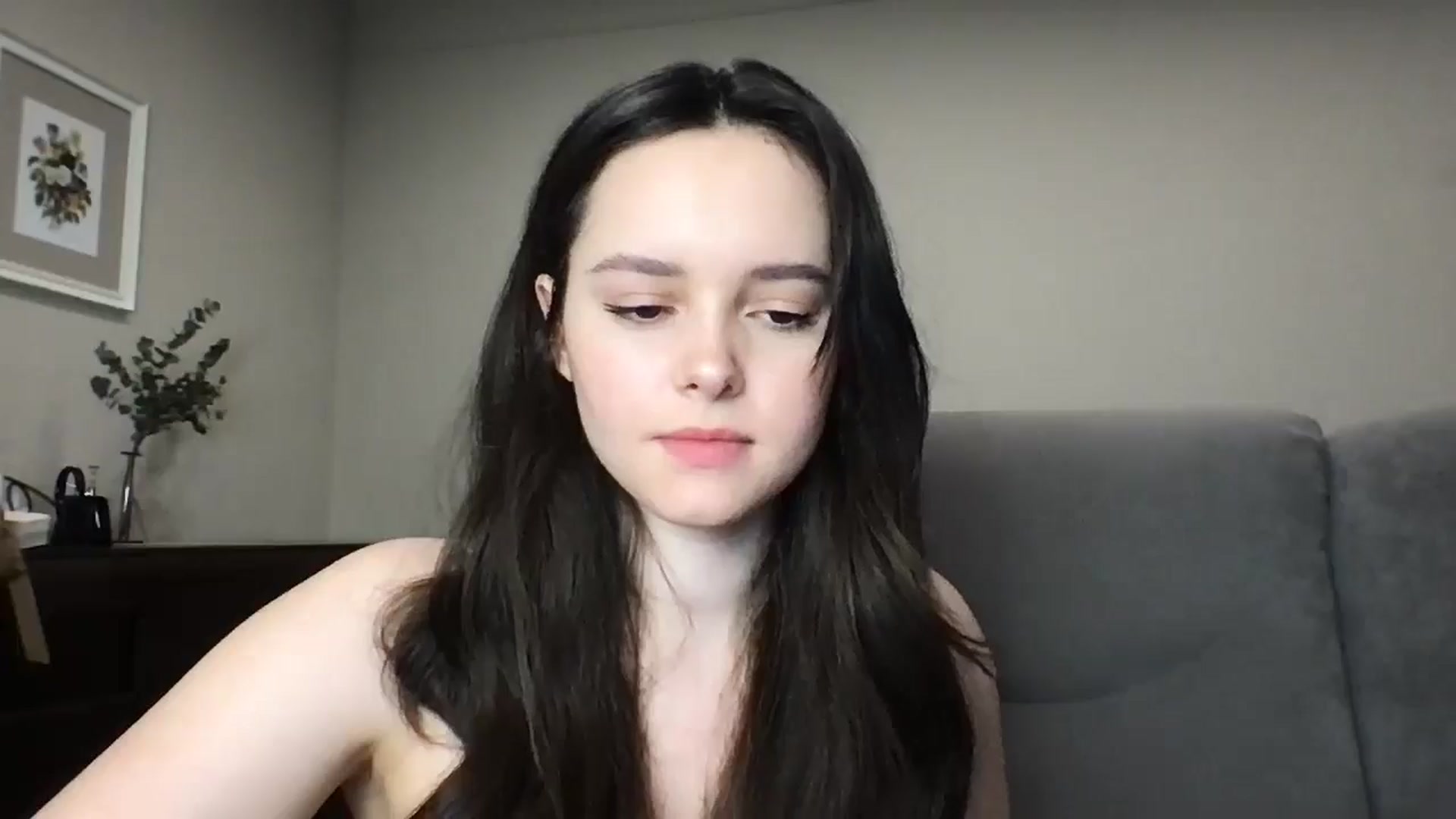 Gallery image thumbnail from TheGirl_'s myfreecams stream on, 05/31/2024, 22:27 image 17 of 20