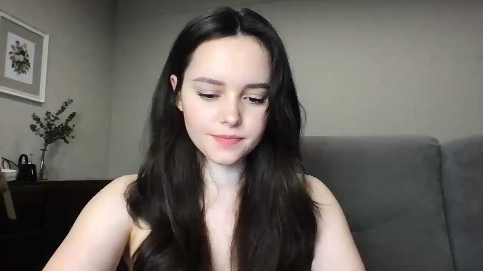 Gallery image thumbnail from TheGirl_'s myfreecams stream on, 05/31/2024, 22:27 image 14 of 20