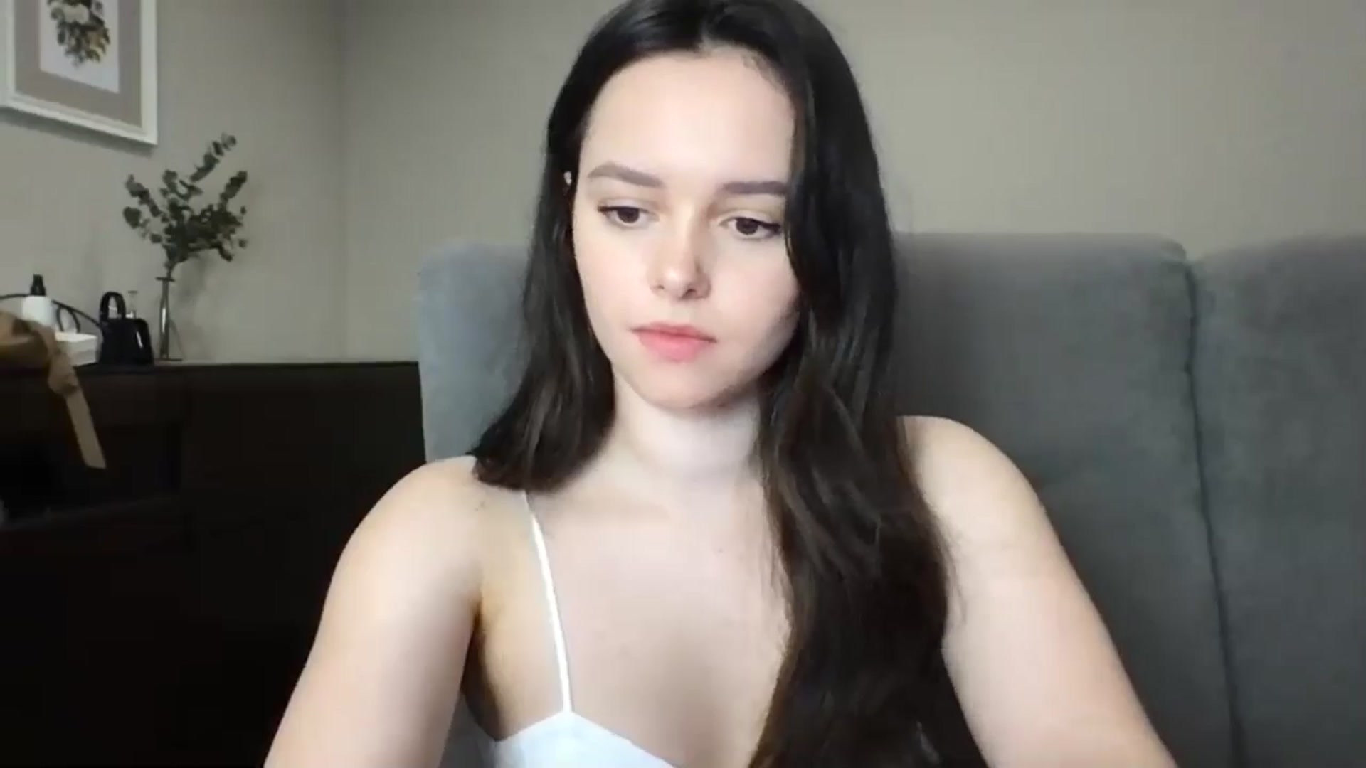 Gallery image thumbnail from TheGirl_'s myfreecams stream on, 06/01/2024, 24:02 image 18 of 20