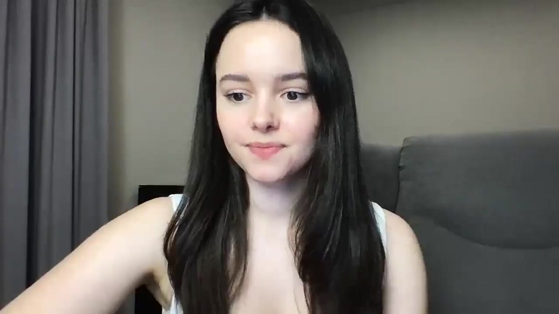 Gallery image thumbnail from TheGirl_'s myfreecams stream on, 06/07/2024, 20:51 image 18 of 20