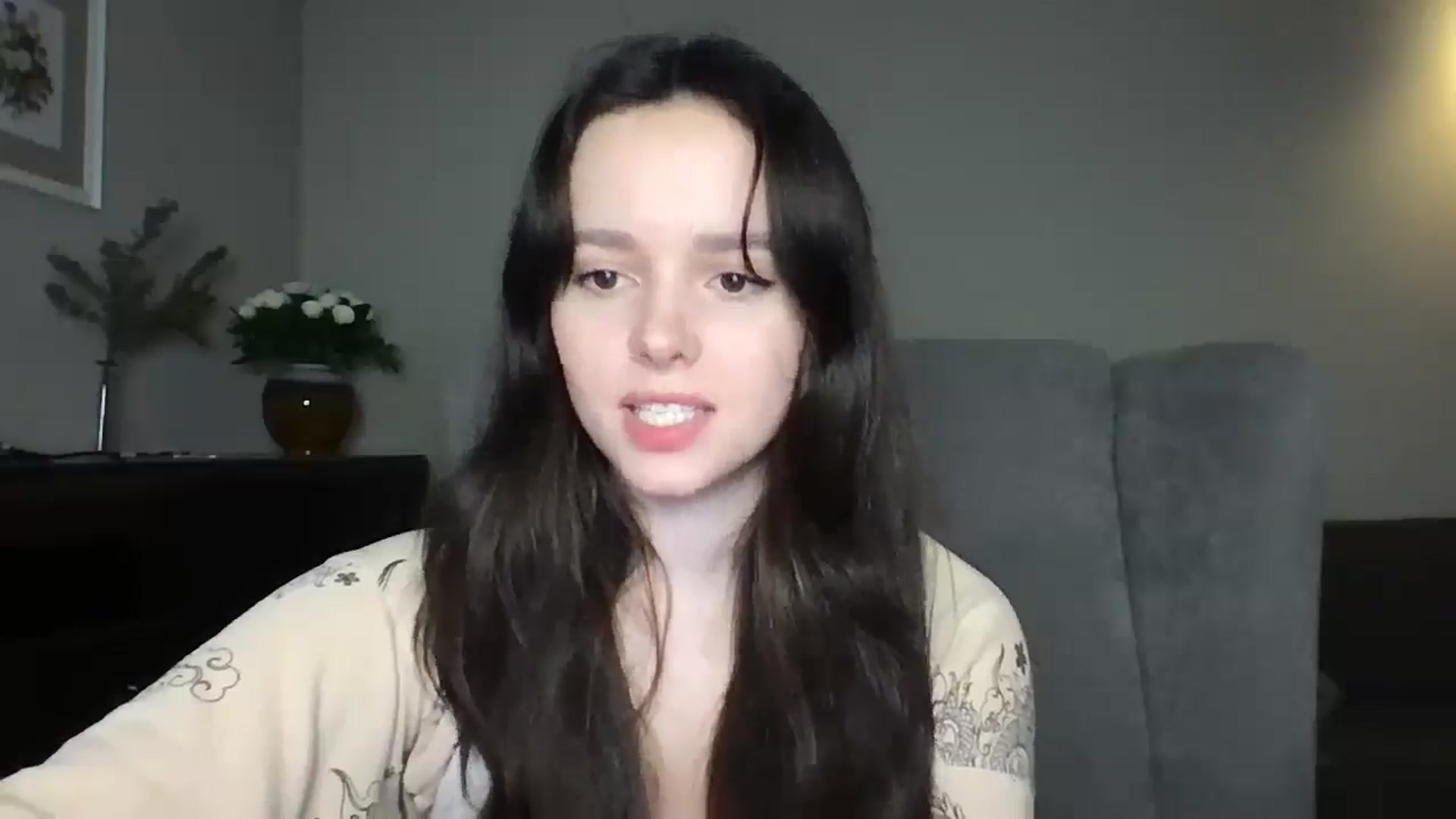 Gallery image thumbnail from TheGirl_'s myfreecams stream on, 06/16/2024, 03:13 image 5 of 20