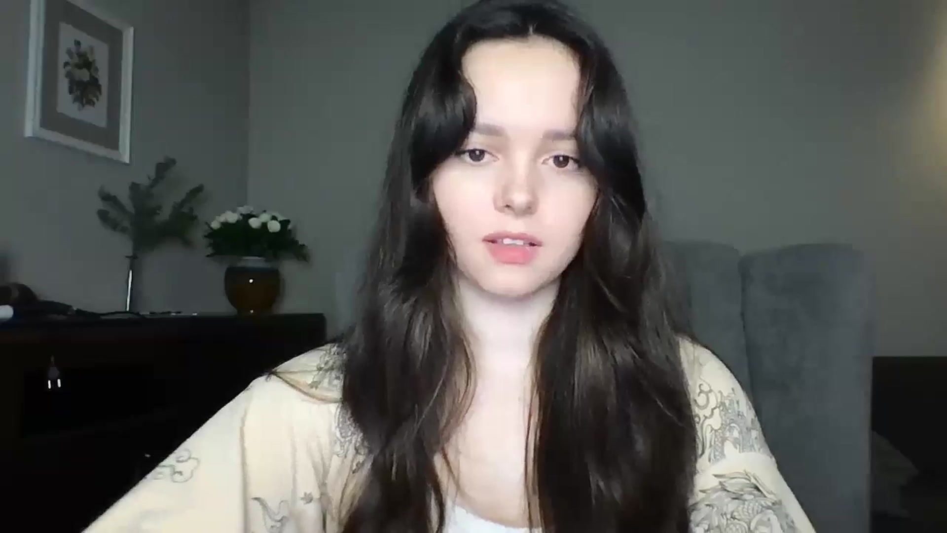 Gallery image thumbnail from TheGirl_'s myfreecams stream on, 06/16/2024, 03:13 image 18 of 20