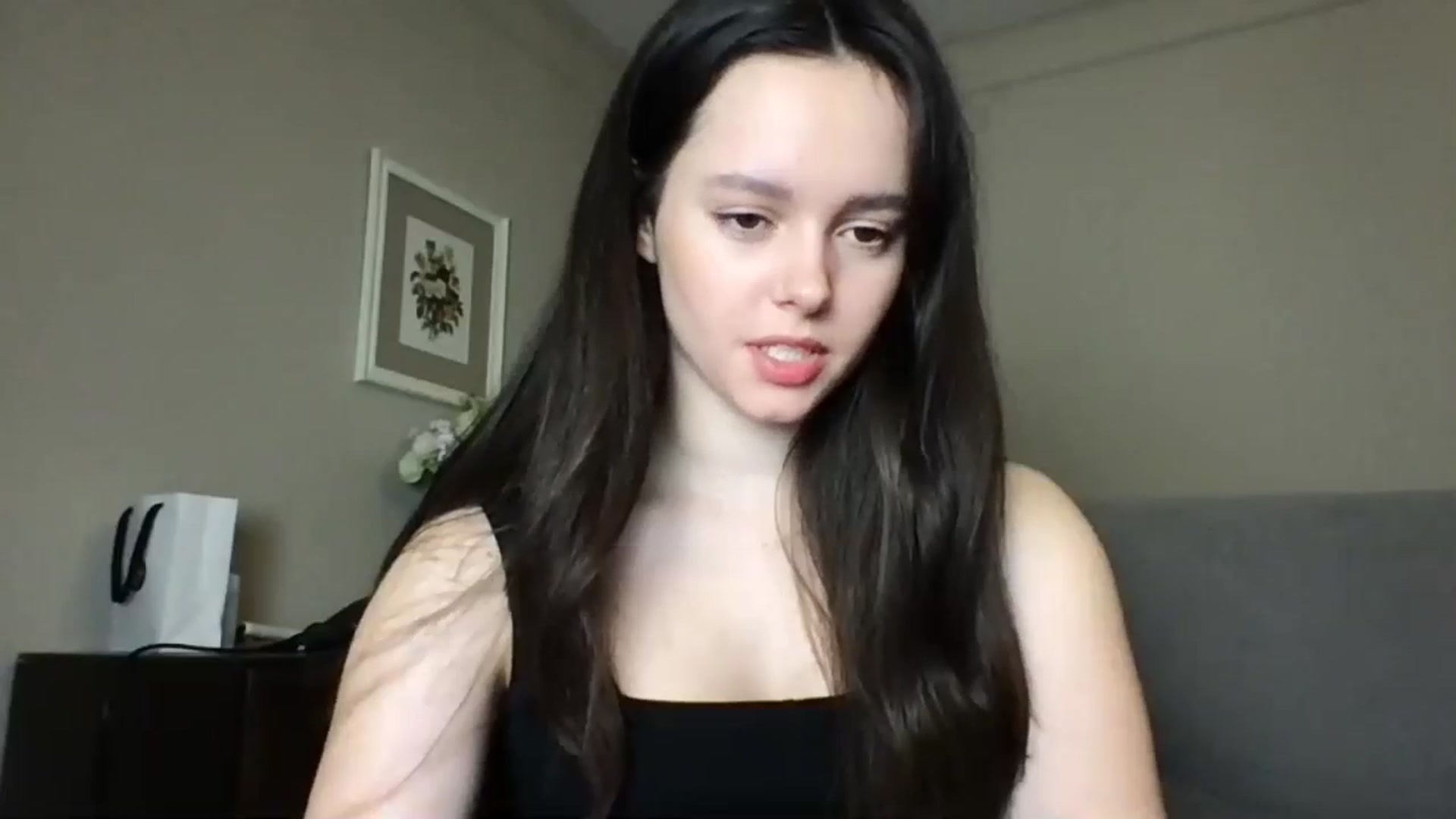 Gallery image thumbnail from TheGirl_'s myfreecams stream on, 06/17/2024, 24:37 image 13 of 20
