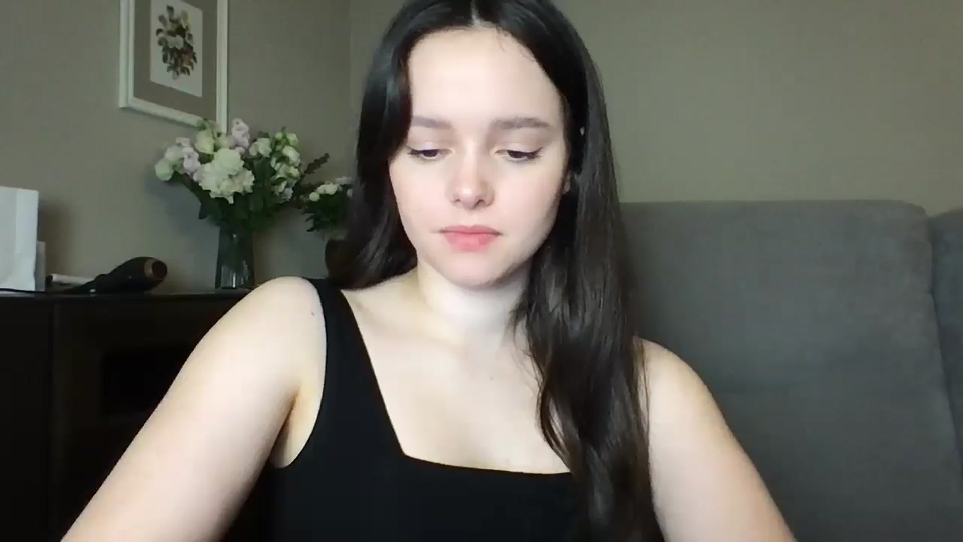 Gallery image thumbnail from TheGirl_'s myfreecams stream on, 06/17/2024, 24:37 image 10 of 20