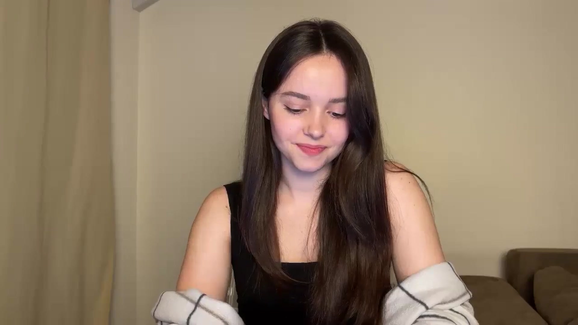 Gallery image thumbnail from TheGirl_'s myfreecams stream on, 07/03/2024, 17:14 image 16 of 20