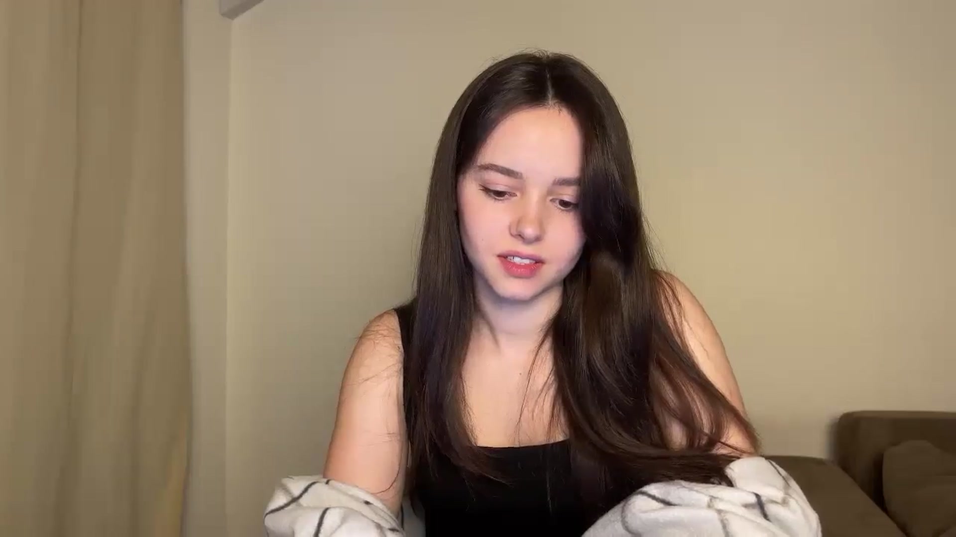 Gallery image thumbnail from TheGirl_'s myfreecams stream on, 07/03/2024, 17:14 image 8 of 20