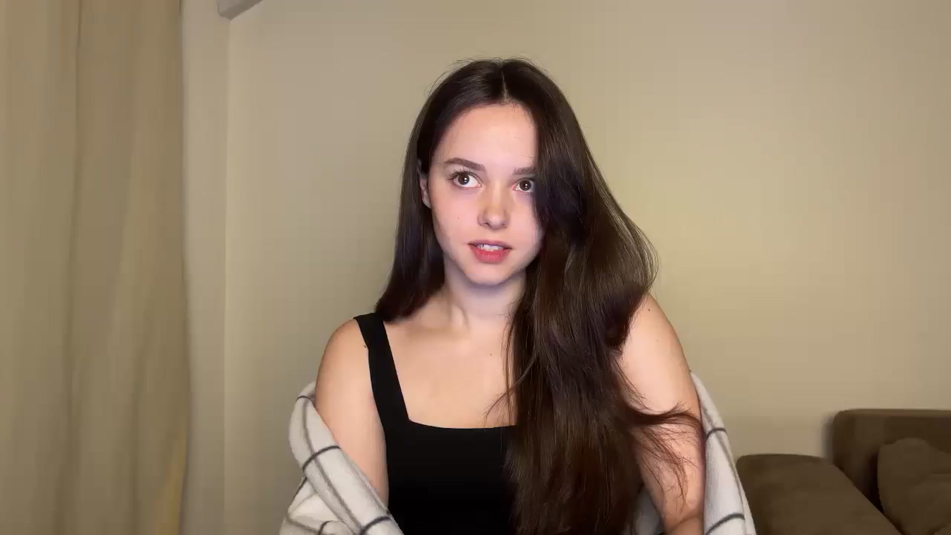 Gallery image thumbnail from TheGirl_'s myfreecams stream on, 07/03/2024, 17:14 image 2 of 20