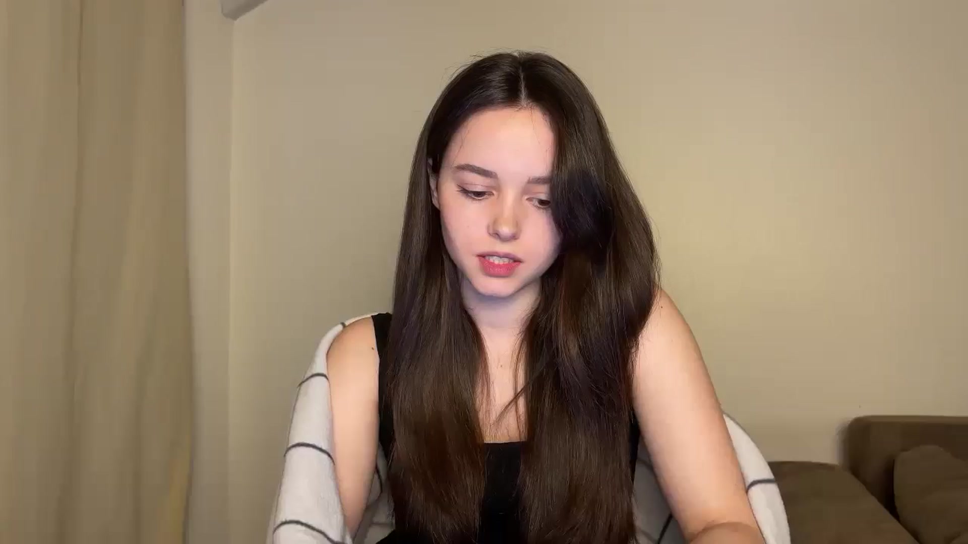 Gallery image thumbnail from TheGirl_'s myfreecams stream on, 07/03/2024, 17:14 image 1 of 20
