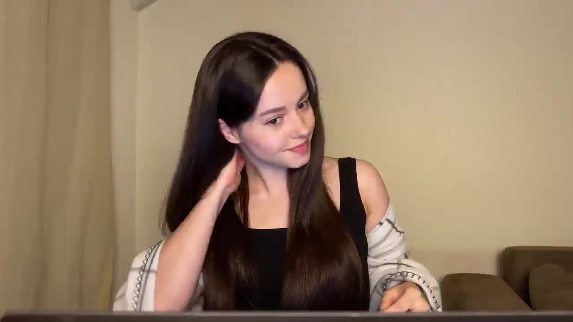 Gallery image thumbnail from TheGirl_'s myfreecams stream on, 07/03/2024, 17:14 image 20 of 20