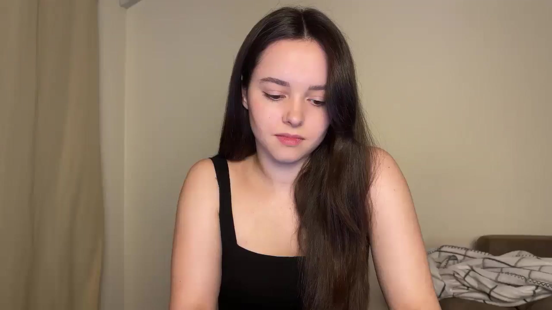 Gallery image thumbnail from TheGirl_'s myfreecams stream on, 07/03/2024, 17:34 image 6 of 20