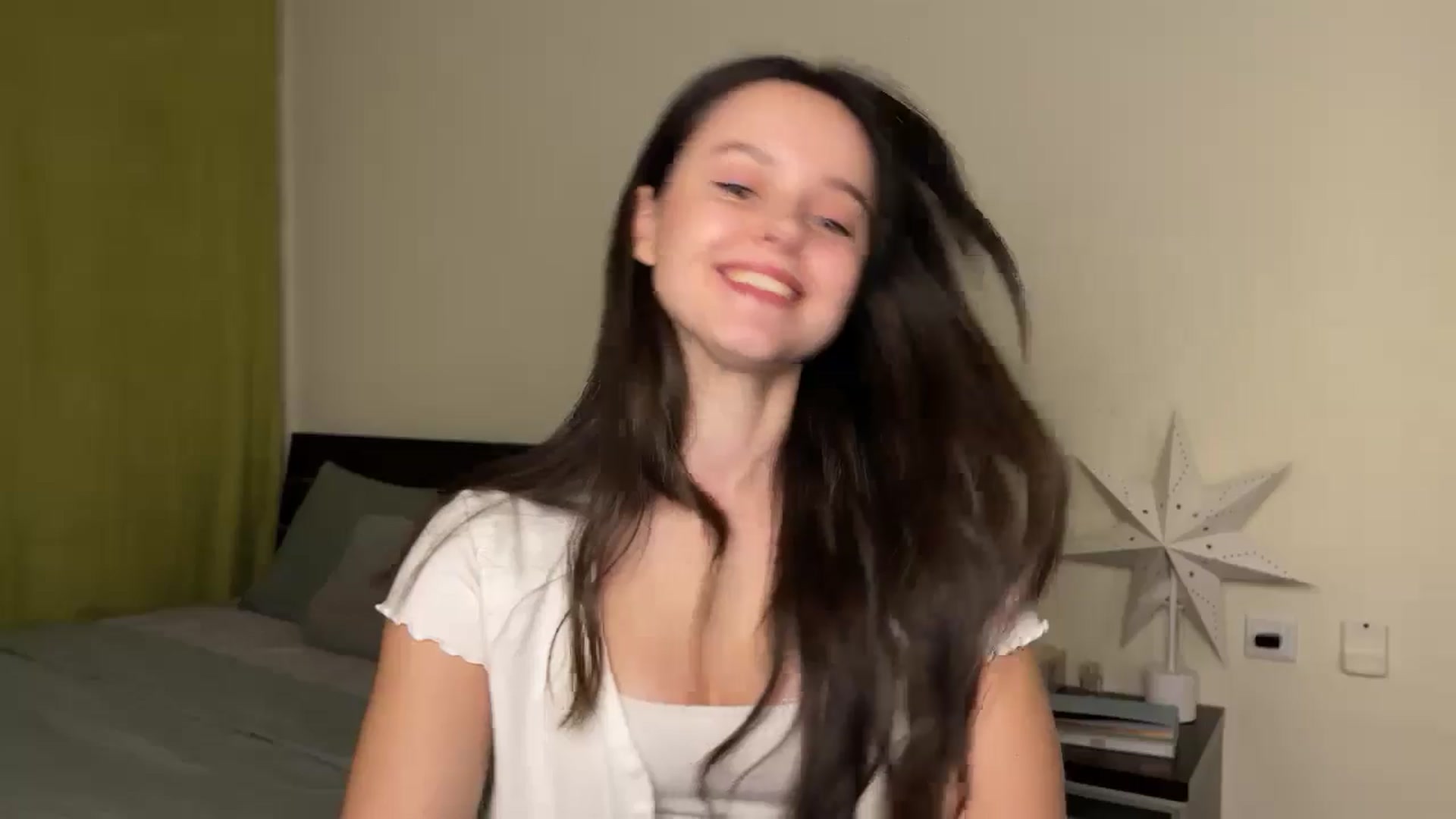 Gallery image thumbnail from TheGirl_'s myfreecams stream on, 12/06/2024, 24:01 image 7 of 20