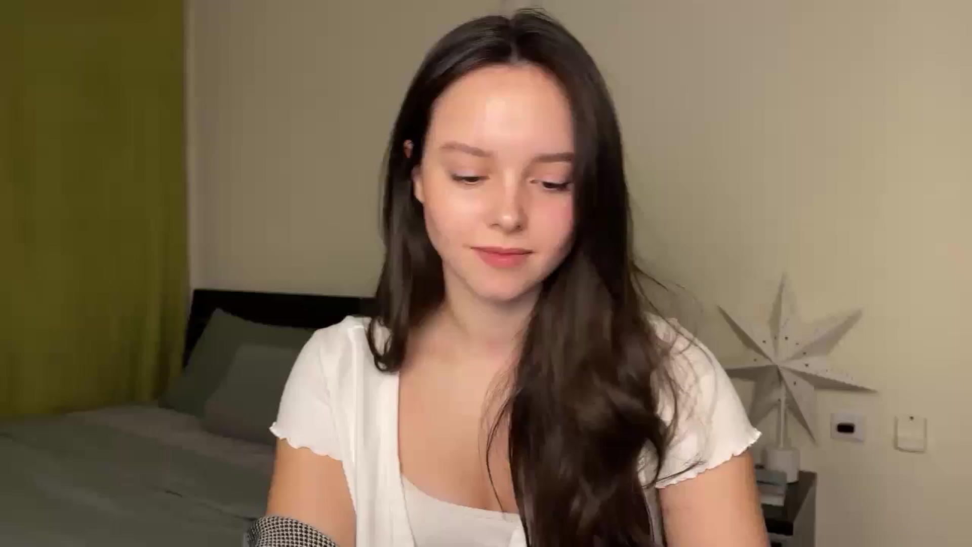 Gallery image thumbnail from TheGirl_'s myfreecams stream on, 12/06/2024, 24:40 image 3 of 20