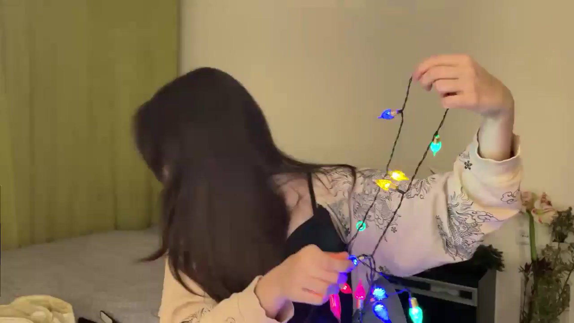 Gallery image thumbnail from TheGirl_'s myfreecams stream on, 12/22/2024, 01:21 image 3 of 20
