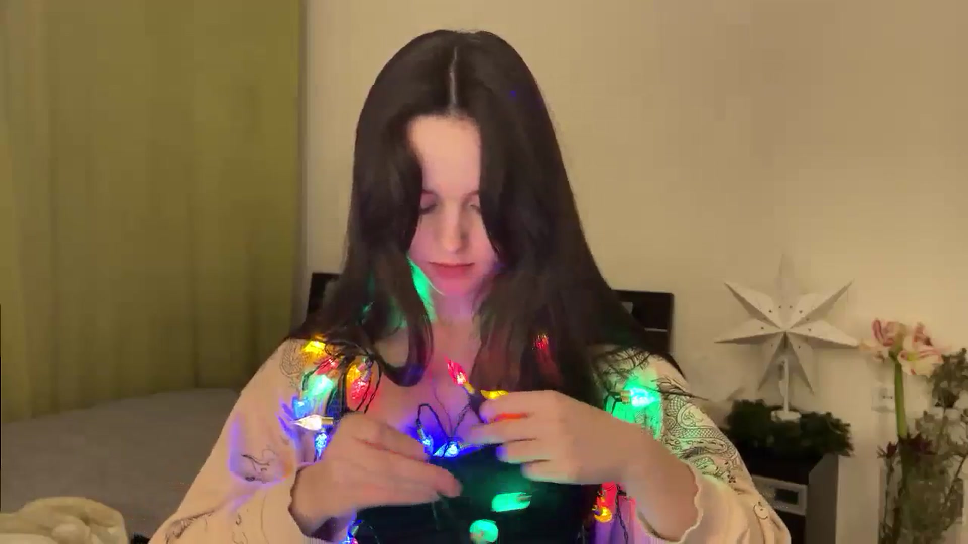 Gallery image thumbnail from TheGirl_'s myfreecams stream on, 12/22/2024, 01:21 image 5 of 20