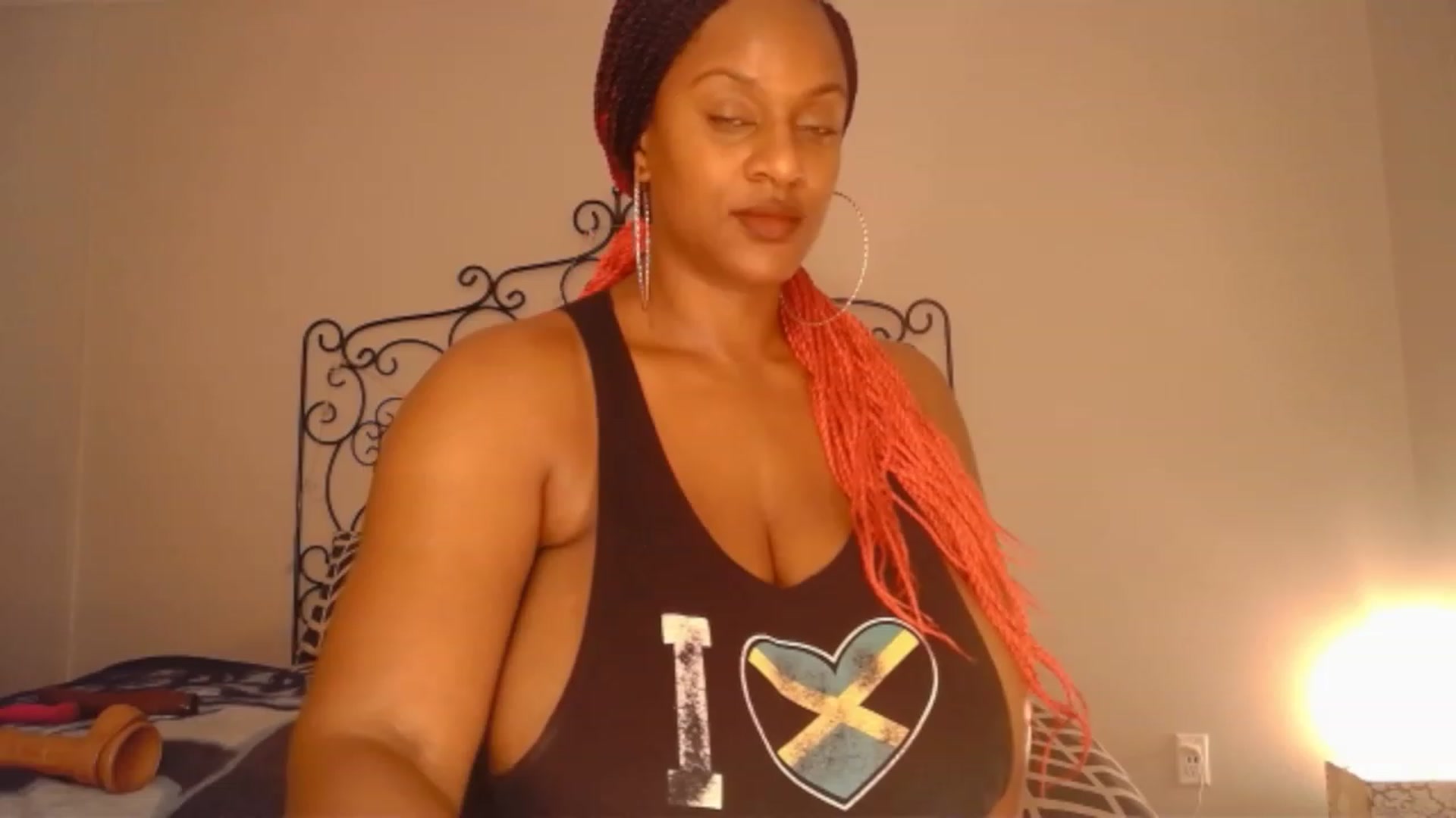 Gallery image thumbnail from TheIconicGirl's myfreecams stream on, 12/06/2022, 13:17 image 4 of 20