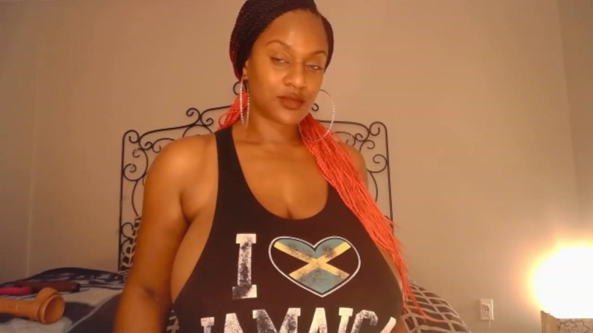 Gallery image thumbnail from TheIconicGirl's myfreecams stream on, 12/06/2022, 13:17 image 11 of 20