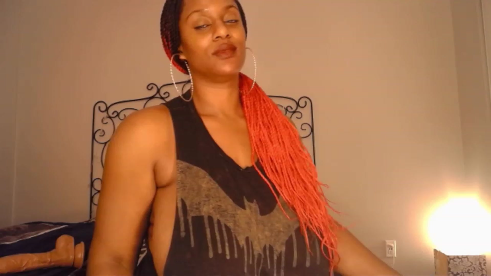 Gallery image thumbnail from TheIconicGirl's myfreecams stream on, 12/27/2022, 20:04 image 19 of 20