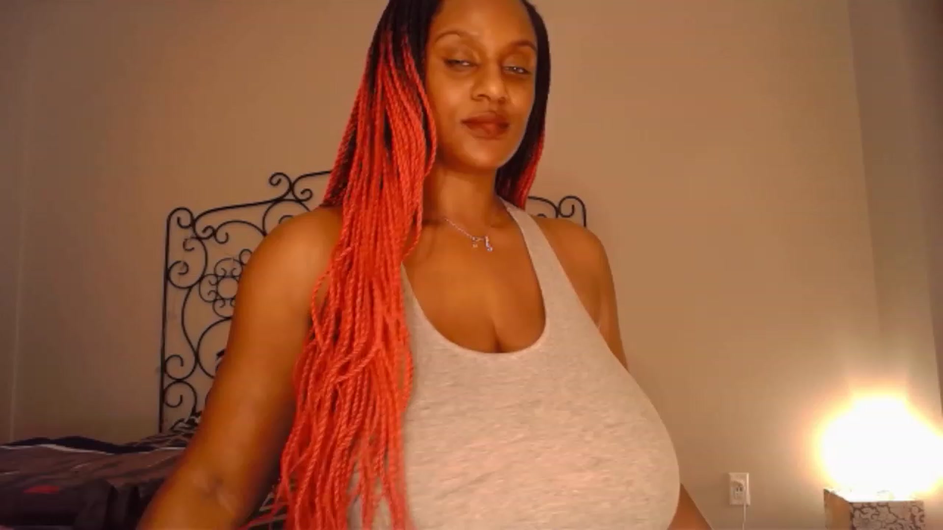 Gallery image thumbnail from TheIconicGirl's myfreecams stream on, 01/23/2023, 01:28 image 7 of 20