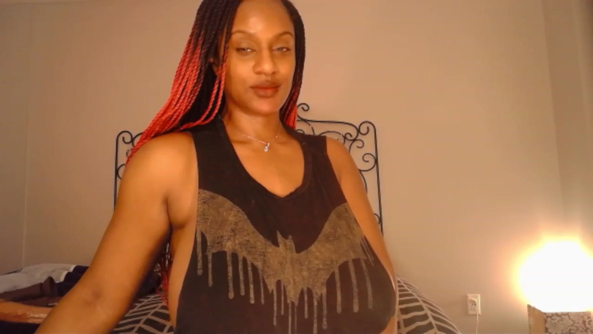 Gallery image thumbnail from TheIconicGirl's myfreecams stream on, 01/28/2023, 14:43 image 7 of 20