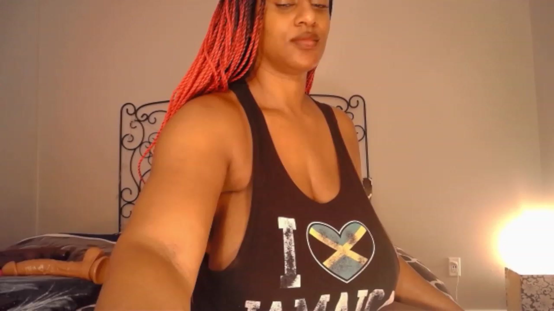 Gallery image thumbnail from TheIconicGirl's myfreecams stream on, 01/31/2023, 14:50 image 8 of 20